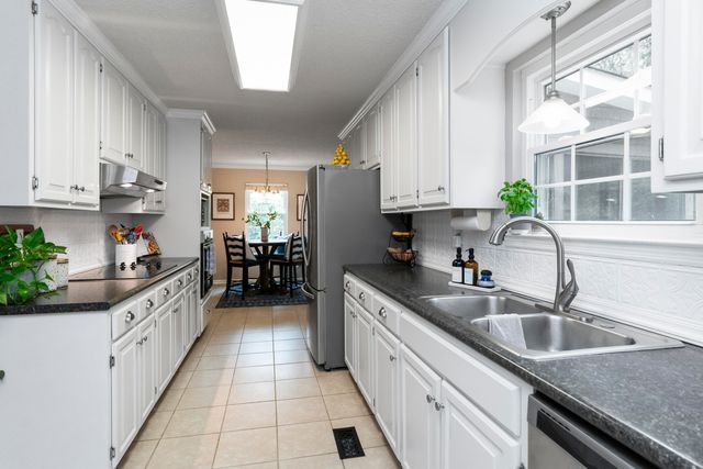 9215 Smokewood Trail, Chattanooga, TN 37421