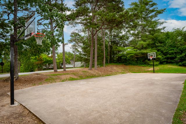 9215 Smokewood Trail, Chattanooga, TN 37421