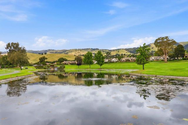 7886 Moorfoot Court, San Jose, CA 95135