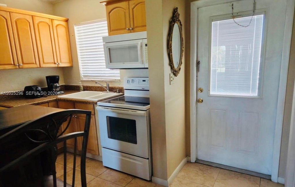 251 S Golf Boulevard 289, Pompano Beach, FL 33064