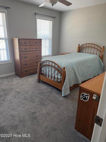 117 NE 22nd Street, Oak Island, NC 28465