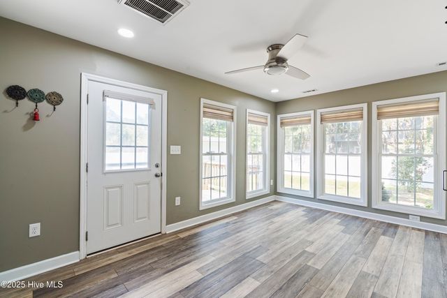 117 NE 22nd Street, Oak Island, NC 28465