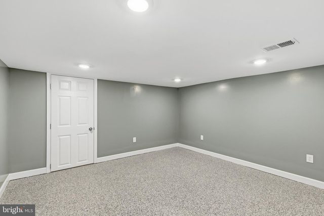 3135 MCELDERRY ST, Baltimore, MD 21205