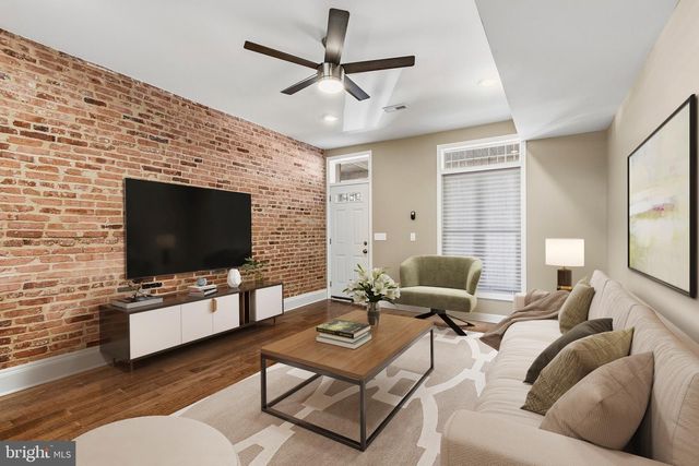 3135 MCELDERRY ST, Baltimore, MD 21205