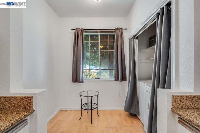 1486 Adeline St, Oakland, CA 94607