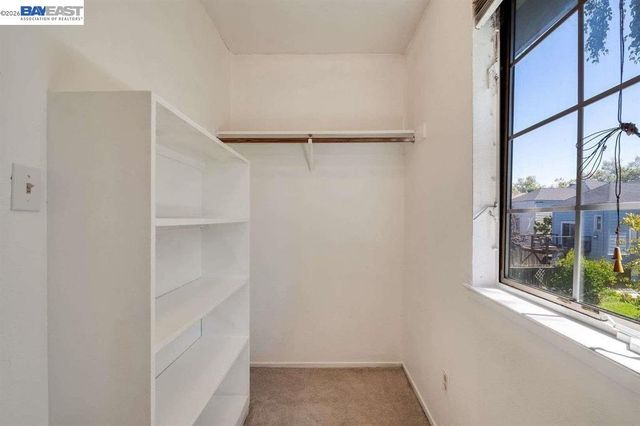 1486 Adeline St, Oakland, CA 94607