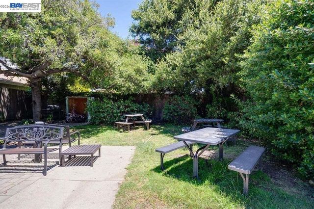 1486 Adeline St, Oakland, CA 94607