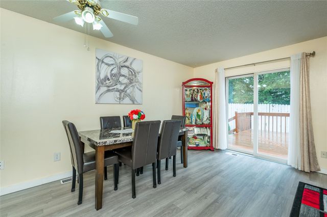 1906 E Bell Avenue, Des Moines, IA 50320