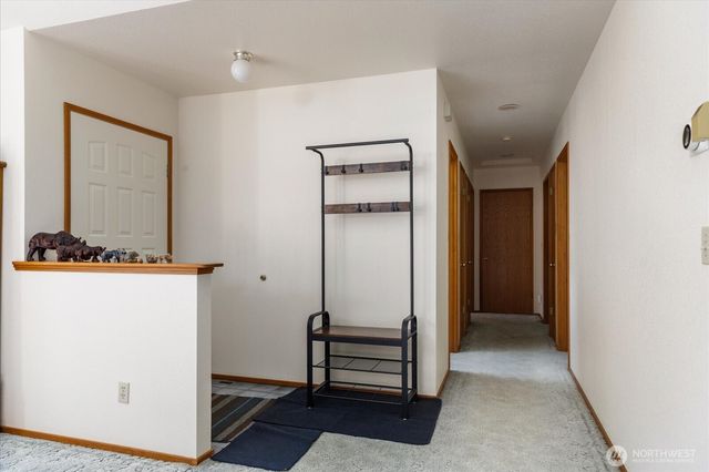 464 Stillmeadow Rd, Coupeville, WA 98239