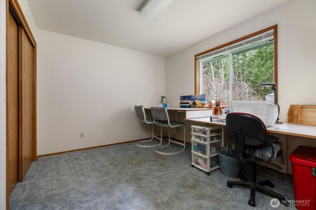 464 Stillmeadow Rd, Coupeville, WA 98239