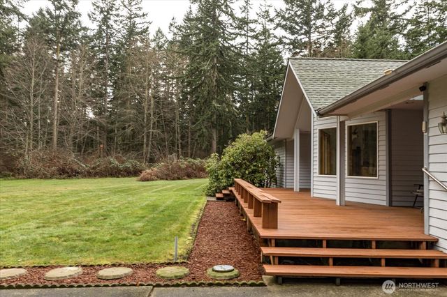 464 Stillmeadow Rd, Coupeville, WA 98239
