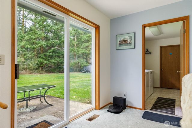 464 Stillmeadow Rd, Coupeville, WA 98239