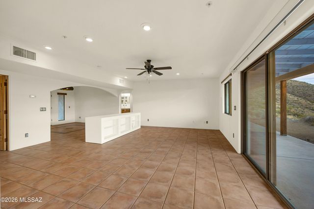 12695 E Enchanted Trail, Vail, AZ 85641