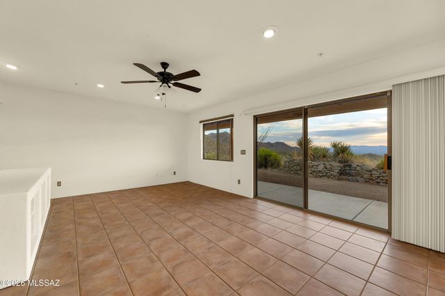12695 E Enchanted Trail, Vail, AZ 85641