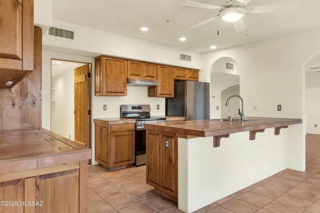 12695 E Enchanted Trail, Vail, AZ 85641