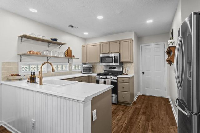 261 Dennis Drive, Alpharetta, GA 30009