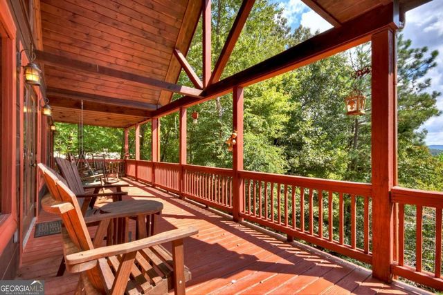 603 Redberry Ridge Road, Blue Ridge, GA 30513