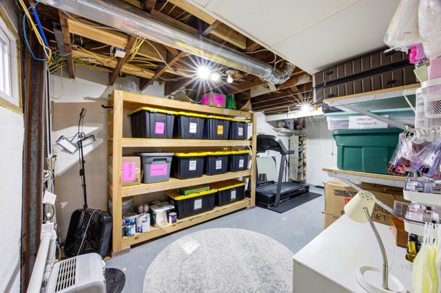 1541 9th Street S, Fargo, ND 58103