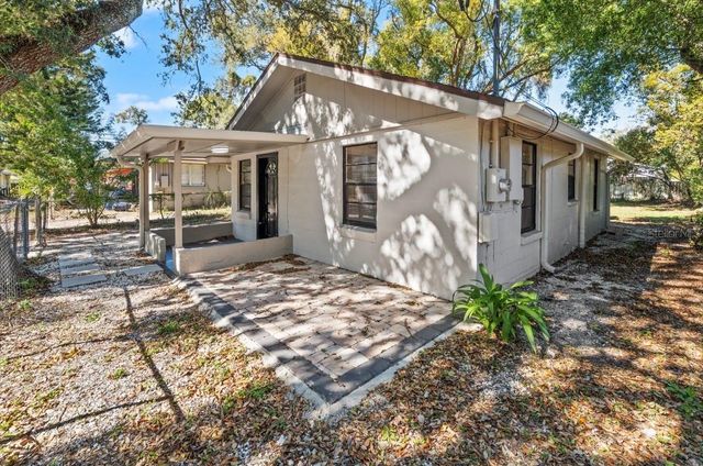 1804 E PALIFOX STREET, Tampa, FL 33610