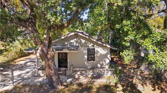 1804 E PALIFOX STREET, Tampa, FL 33610