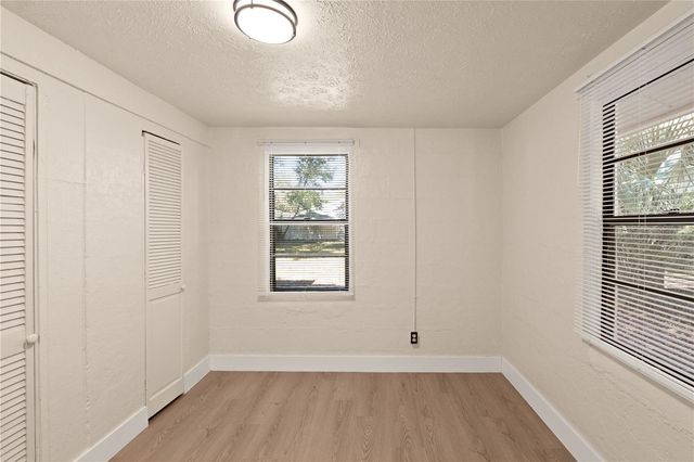 1804 E PALIFOX STREET, Tampa, FL 33610