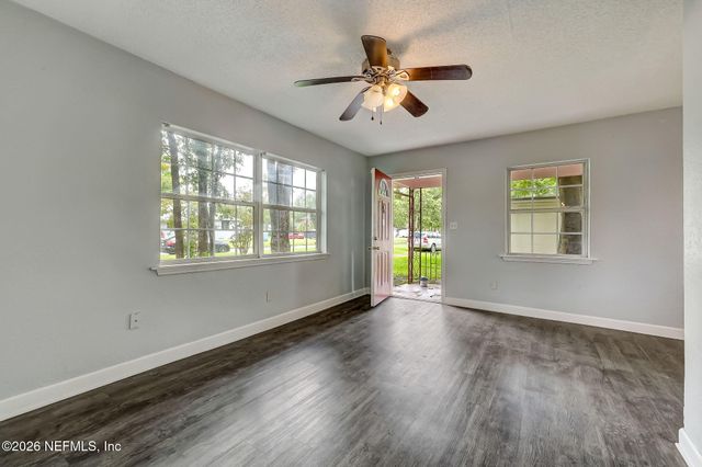 979 MIKAEL Avenue, Jacksonville, FL 32205