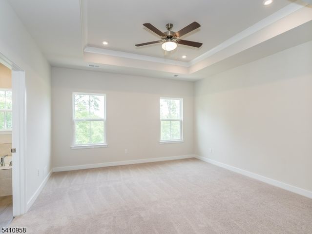 31 Force Dr, Mount Olive Twp., NJ 07828