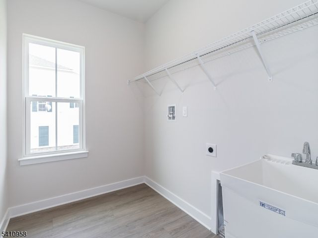 31 Force Dr, Mount Olive Twp., NJ 07828