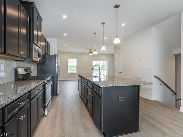 31 Force Dr, Mount Olive Twp., NJ 07828