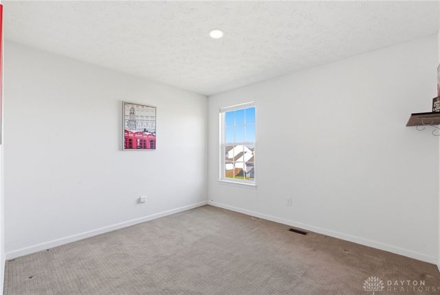 1436 Artesian Lane, Fairborn, OH 45324