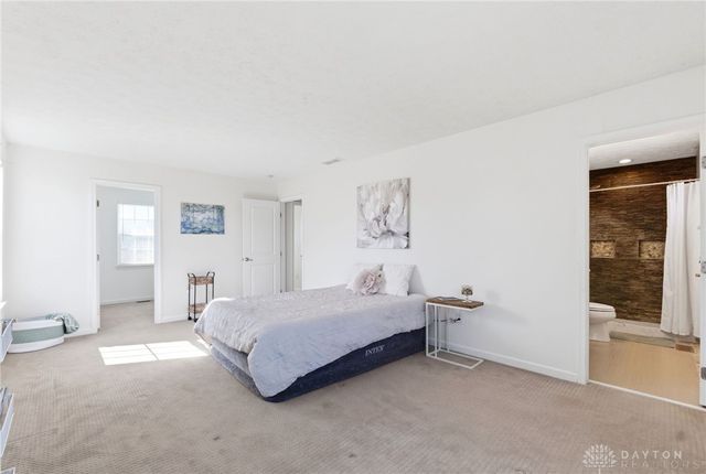 1436 Artesian Lane, Fairborn, OH 45324