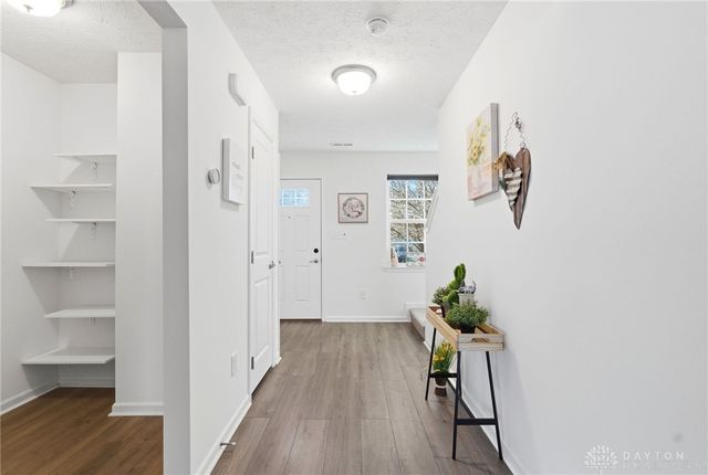 1436 Artesian Lane, Fairborn, OH 45324