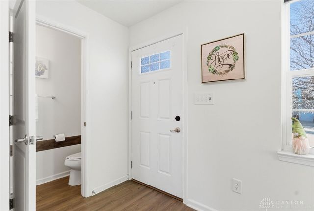 1436 Artesian Lane, Fairborn, OH 45324