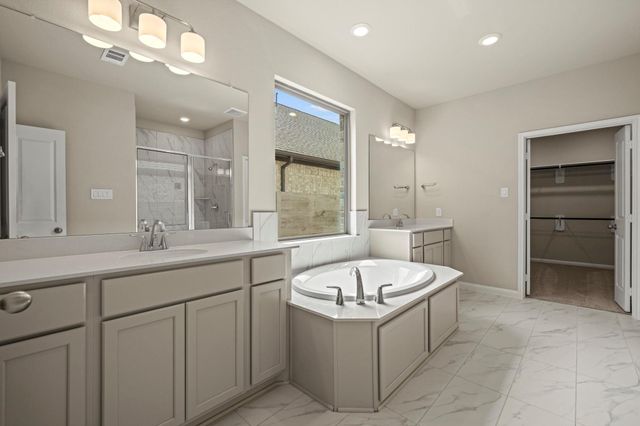 9158 Grand Jubilee Drive, Montgomery, TX 77316