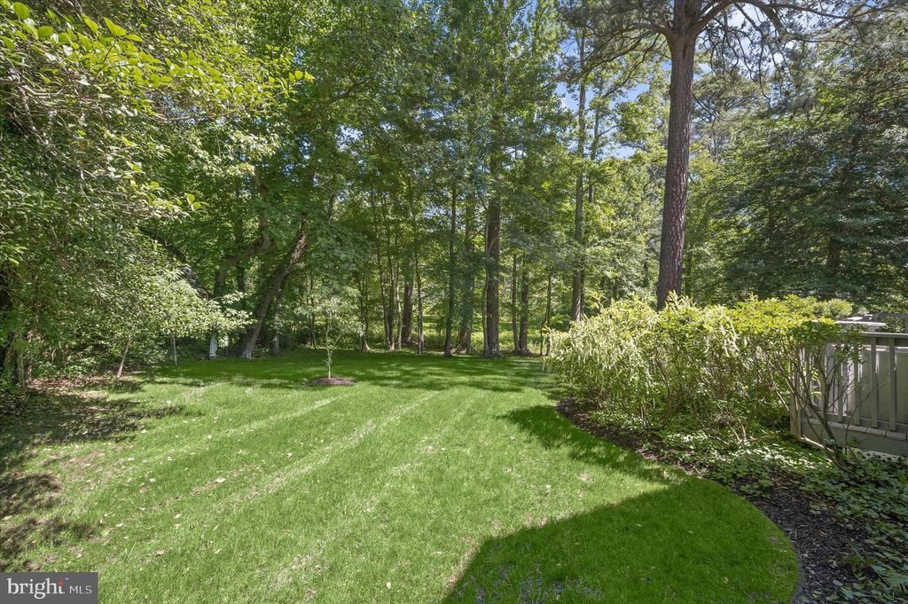 Image 9 of property listing at 644 AYRLIE WATER RD, Gibson Island, MD 21056
