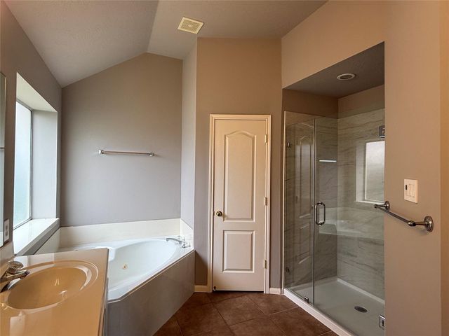 1702 Crescent Oak Drive, Missouri City, TX 77459