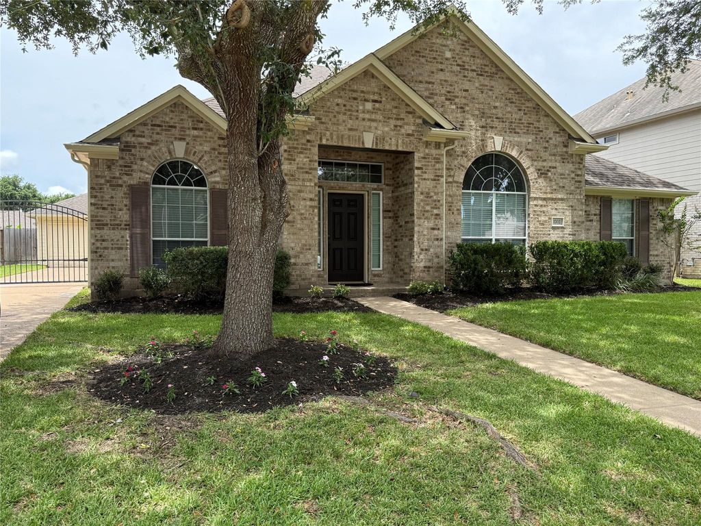 1702 Crescent Oak Drive, Missouri City, TX 77459