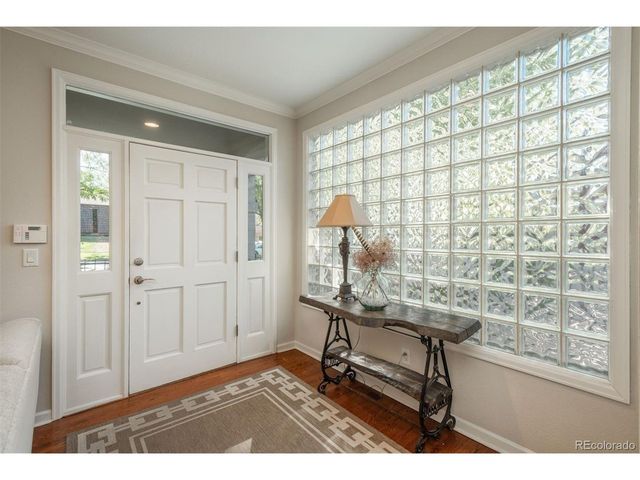 323 Monroe St, Denver, CO 80206