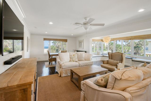 325 S Beach Road 301, Tequesta, FL 33469