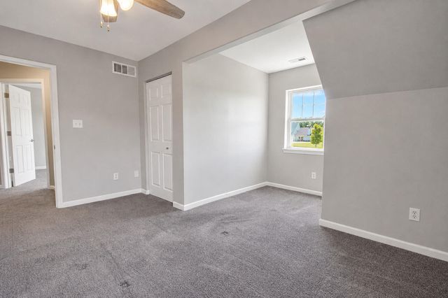 9278 Norris Drive G, Hobart, IN 46342