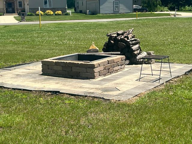 9278 Norris Drive G, Hobart, IN 46342