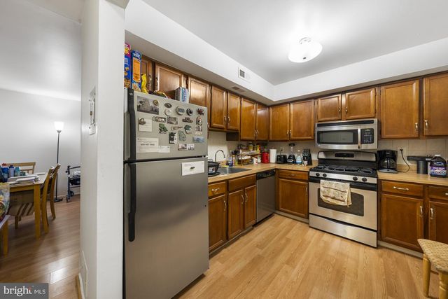 1814 OLD STONE MILL DR, East Windsor, NJ 08512