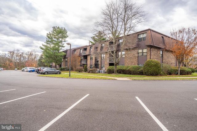 1814 OLD STONE MILL DR, East Windsor, NJ 08512