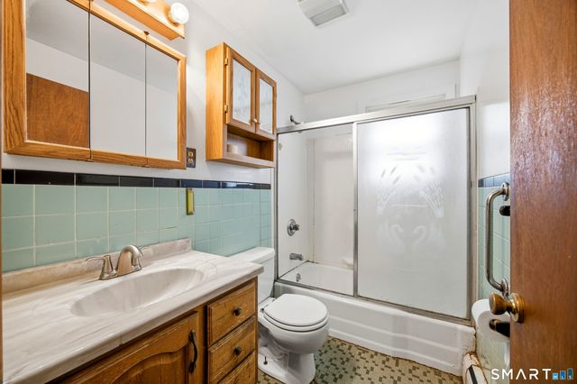 12 Southwood Drive, West Hartford, CT 06110