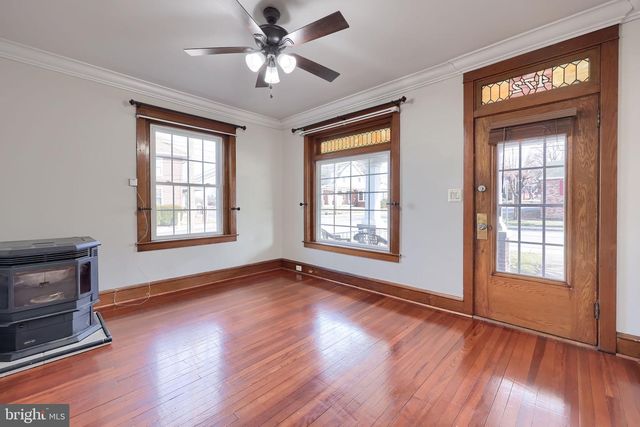 472 N STATE ST, Ephrata, PA 17522