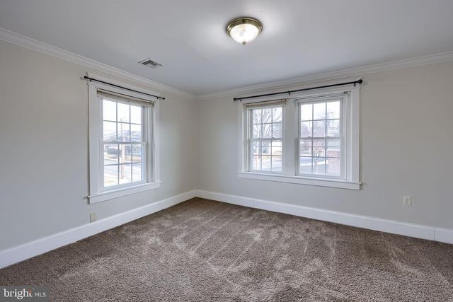 472 N STATE ST, Ephrata, PA 17522