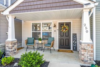 250 Woodland Valley Ln, Clarksville, TN 37040