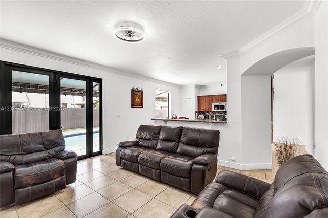 16610 SW 57th Ln, Miami, FL 33193