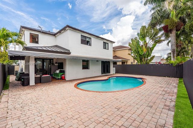 16610 SW 57th Ln, Miami, FL 33193