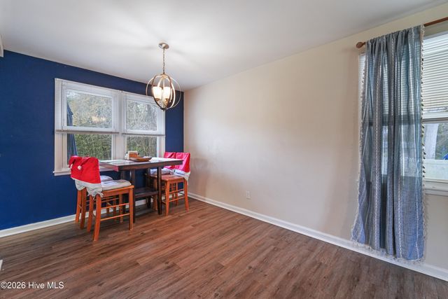 309 Woodhaven Drive, Jacksonville, NC 28540